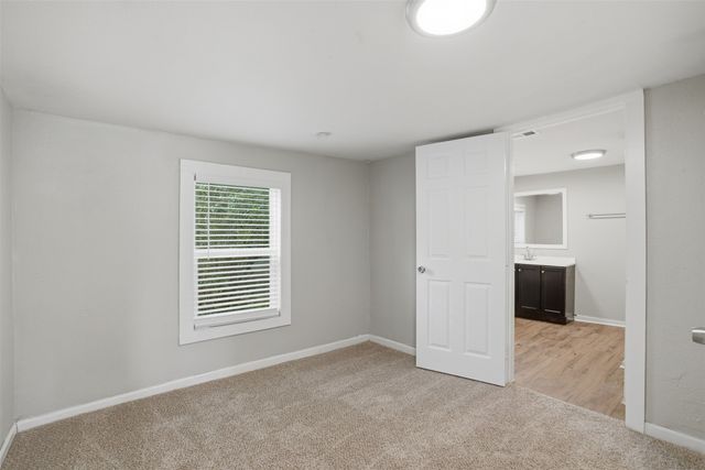 1214 Jones Street, Greenville, TX 75401