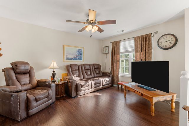 101 Tyler Ct, Gallatin, TN 37066