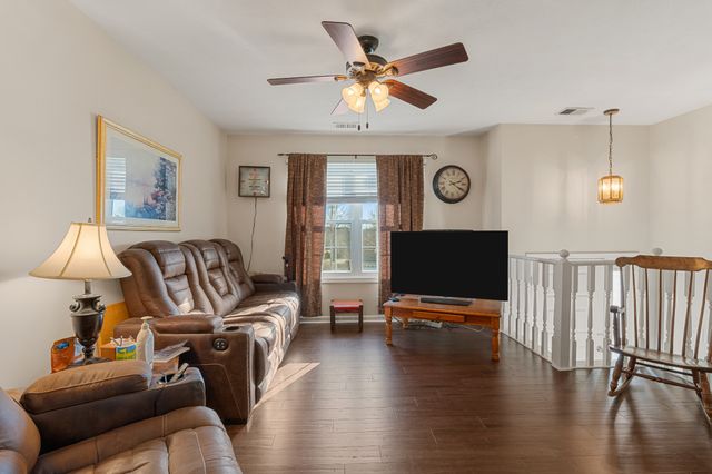 101 Tyler Ct, Gallatin, TN 37066