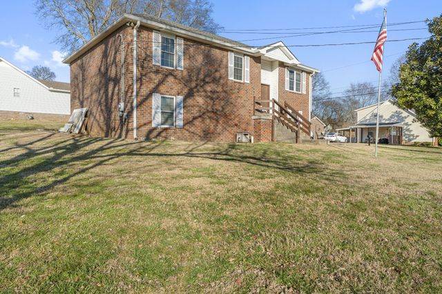 101 Tyler Ct, Gallatin, TN 37066