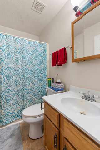 101 Tyler Ct, Gallatin, TN 37066