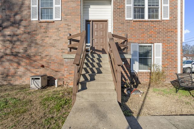 101 Tyler Ct, Gallatin, TN 37066