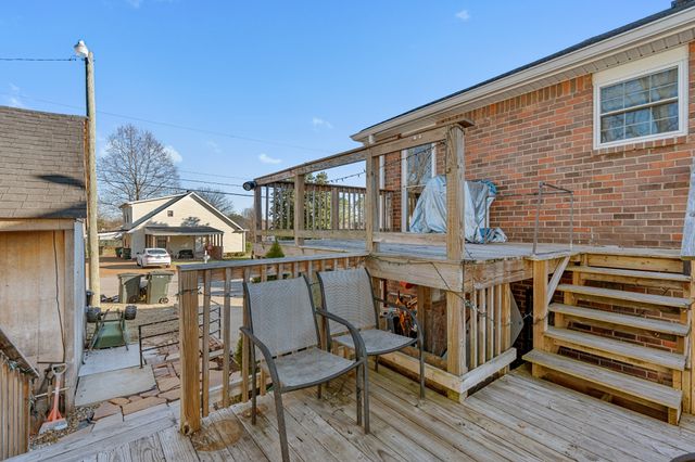 101 Tyler Ct, Gallatin, TN 37066