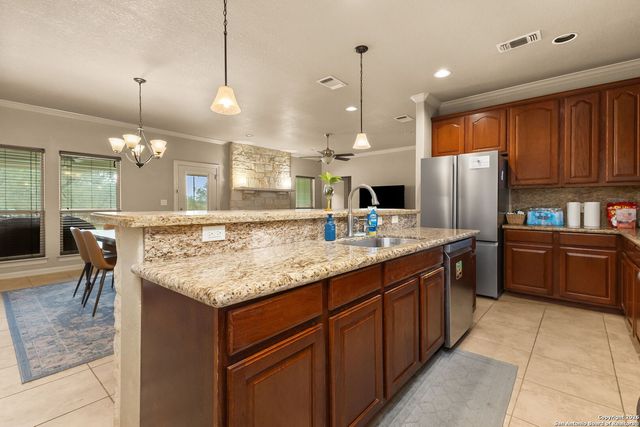 889 Sundown, Fischer, TX 78623