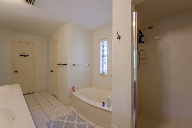 10 Cypress Court, Heath, TX 75032