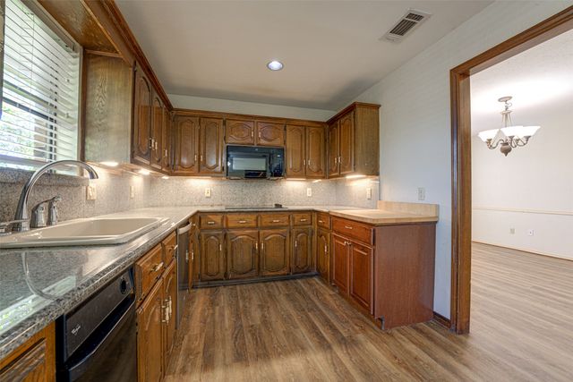 10 Cypress Court, Heath, TX 75032