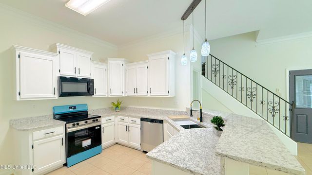 7639 Savannah Cove, Olive Branch, MS 38654