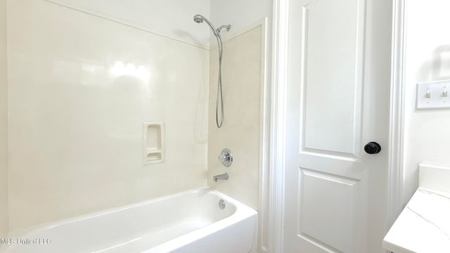 7639 Savannah Cove, Olive Branch, MS 38654