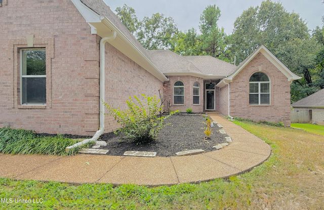 7639 Savannah Cove, Olive Branch, MS 38654