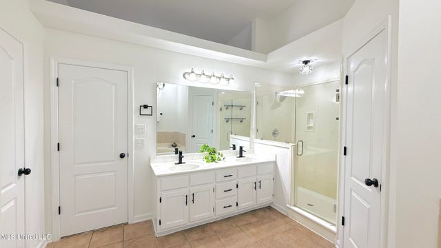 7639 Savannah Cove, Olive Branch, MS 38654