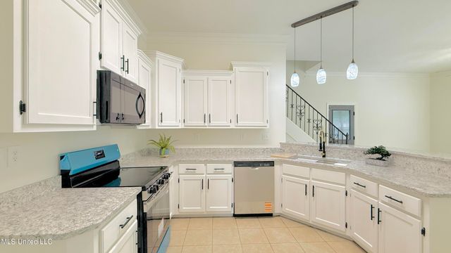 7639 Savannah Cove, Olive Branch, MS 38654