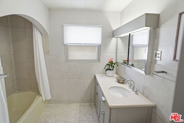 1232 Rock View Street, Los Angeles, CA 90041