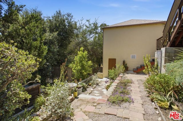 1232 Rock View Street, Los Angeles, CA 90041