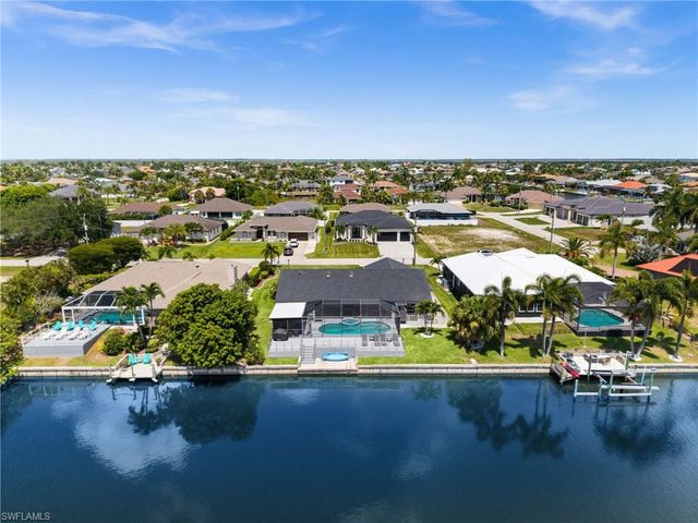 3911 25th CT, Cape Coral, FL 33914