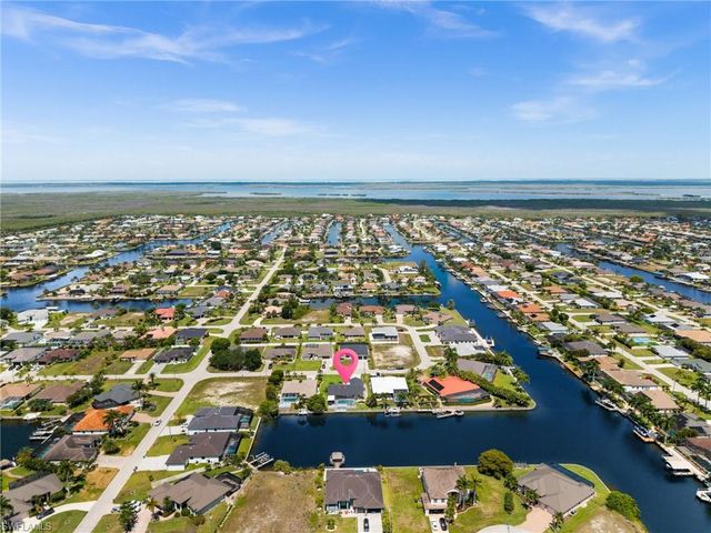 3911 25th CT, Cape Coral, FL 33914