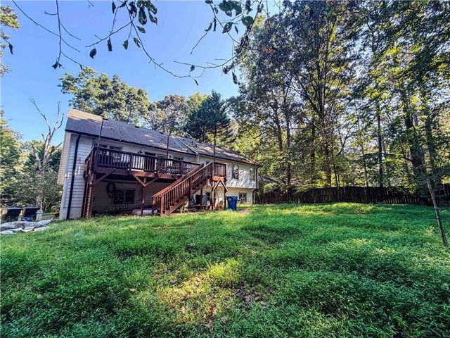 3767 Memorial Parkway NW, Kennesaw, GA 30152