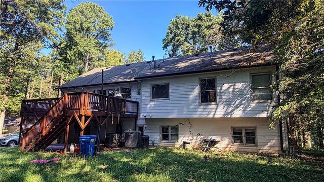 3767 Memorial Parkway NW, Kennesaw, GA 30152
