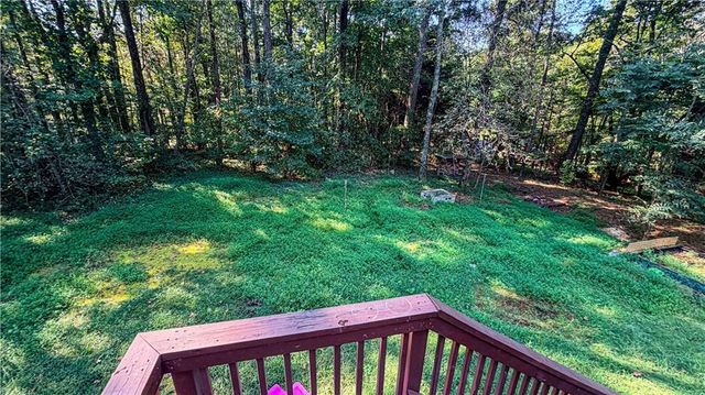 3767 Memorial Parkway NW, Kennesaw, GA 30152