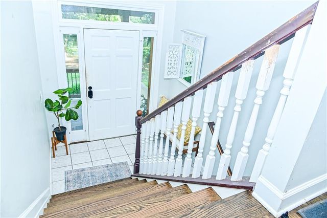 3767 Memorial Parkway NW, Kennesaw, GA 30152