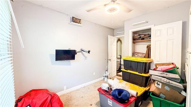 3767 Memorial Parkway NW, Kennesaw, GA 30152