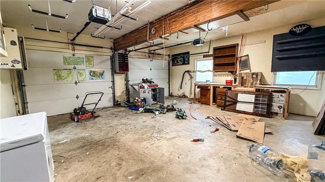 3767 Memorial Parkway NW, Kennesaw, GA 30152