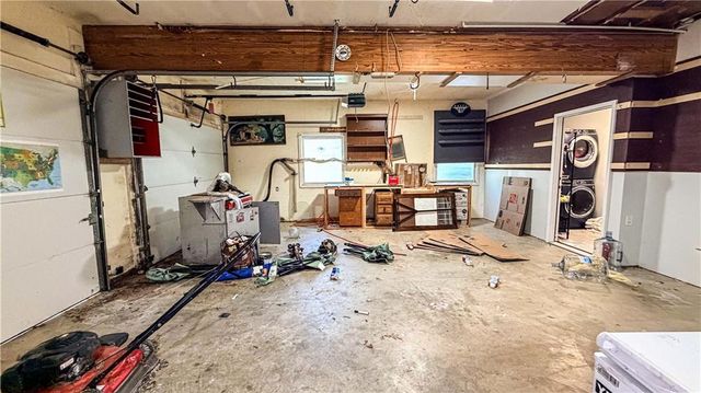 3767 Memorial Parkway NW, Kennesaw, GA 30152