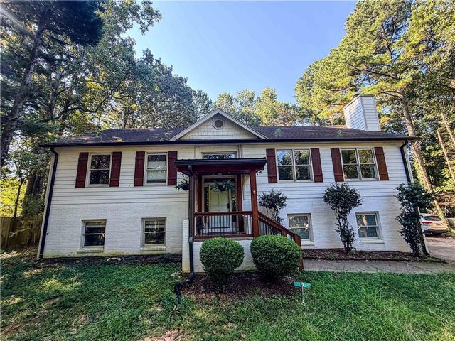 3767 Memorial Parkway NW, Kennesaw, GA 30152