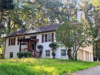 3767 Memorial Parkway NW, Kennesaw, GA 30152
