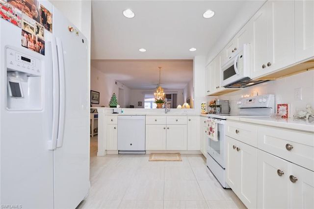 9100 Southmont CV # 105, Fort Myers, FL 33908