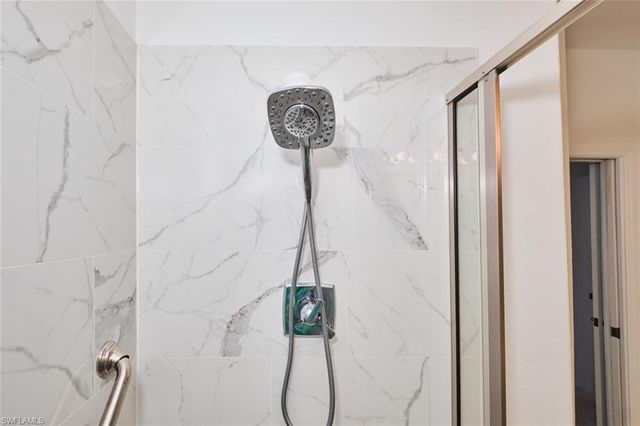 9100 Southmont CV # 105, Fort Myers, FL 33908