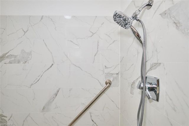 9100 Southmont CV # 105, Fort Myers, FL 33908