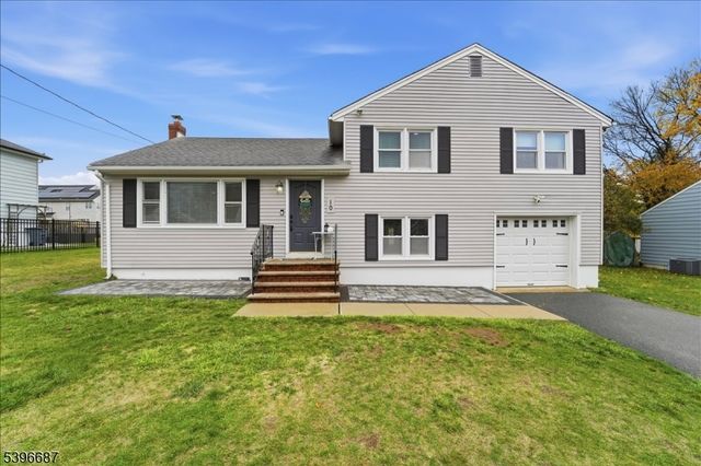 10 Maplehurst Ln, Piscataway Twp., NJ 08854