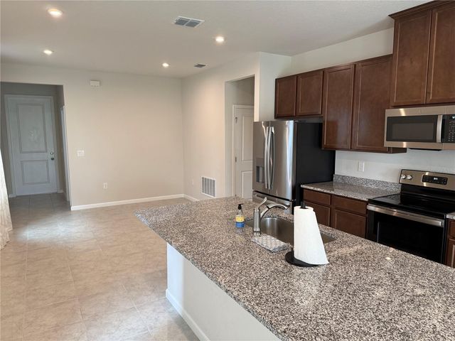 5029 GRAND TETON COURT, Deland, FL 32724