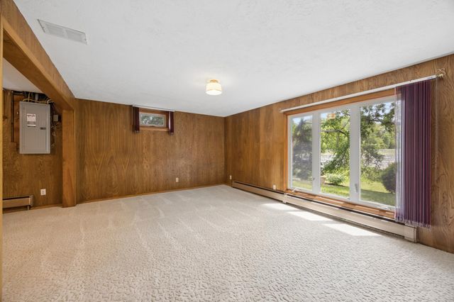 290 Rice Creek Boulevard NE, Fridley, MN 55432