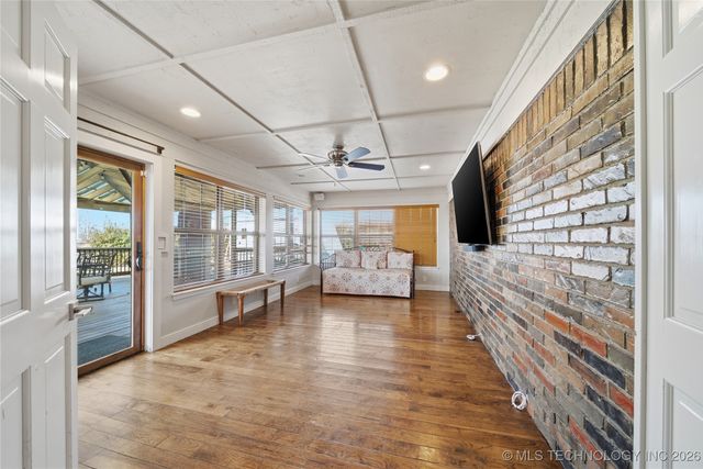 9606 S Maybelle Avenue, Jenks, OK 74037