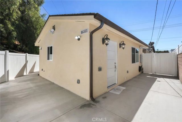 16511 San Fernando Mission Boulevard, Granada Hills, CA 91344