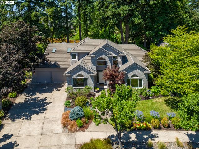 3868 Mirror Pond Way, Eugene, OR 97408