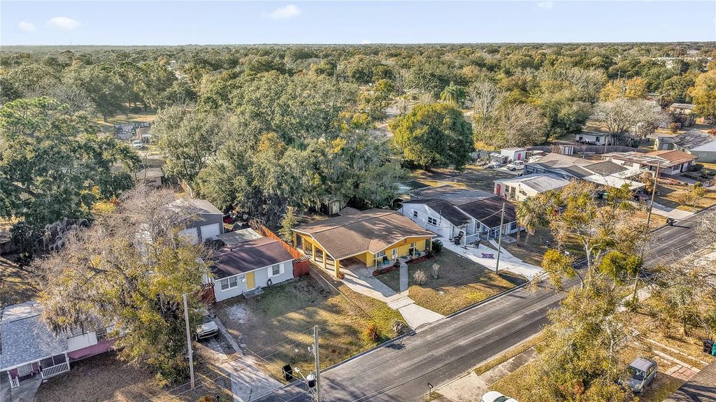 Image 19 of property listing at 1804 RILEY AVENUE, Orlando, FL 32805