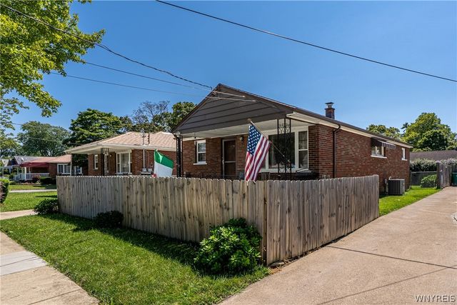 2961 North Avenue, Niagara Falls, NY 14305