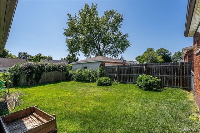 2961 North Avenue, Niagara Falls, NY 14305