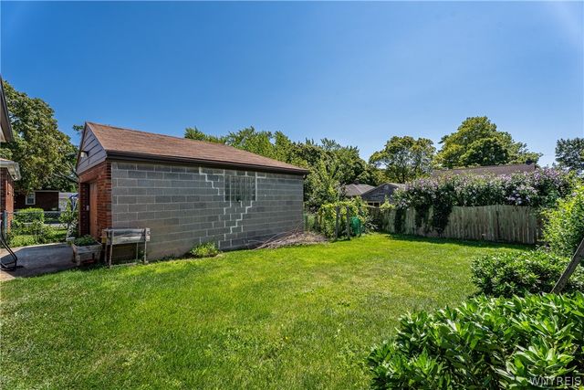 2961 North Avenue, Niagara Falls, NY 14305