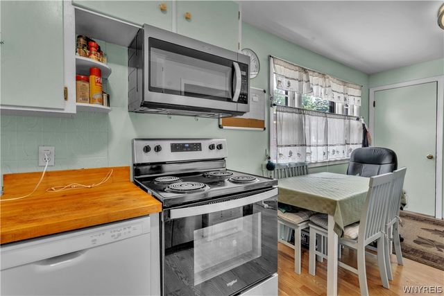 2961 North Avenue, Niagara Falls, NY 14305