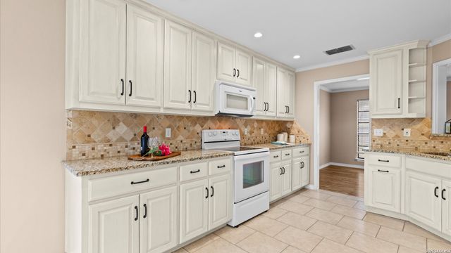 3909 Ogelthorpe, Schertz, TX 78154