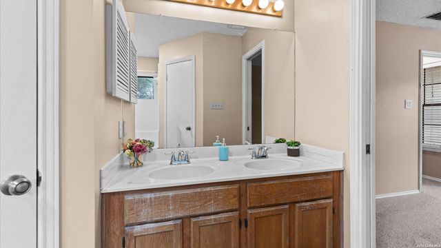 3909 Ogelthorpe, Schertz, TX 78154