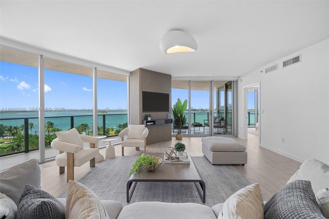 488 NE 18th Street 715, Miami, FL 33132