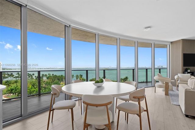488 NE 18th Street 715, Miami, FL 33132