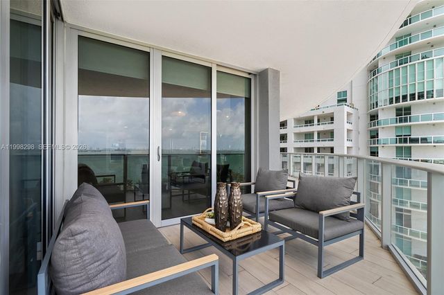 488 NE 18th Street 715, Miami, FL 33132