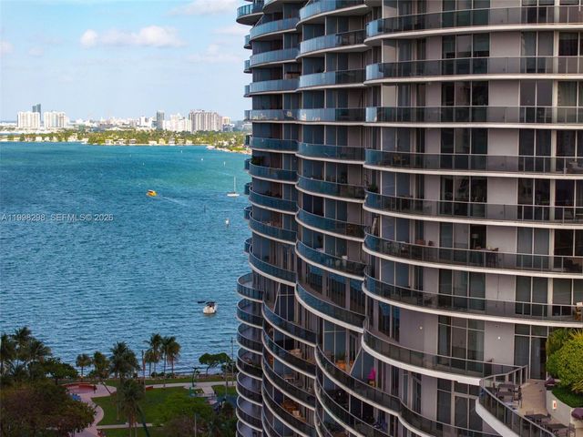 488 NE 18th Street 715, Miami, FL 33132