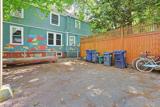 298 Brookline St 2, Cambridge, MA 02139