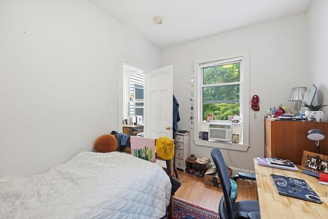 298 Brookline St 2, Cambridge, MA 02139